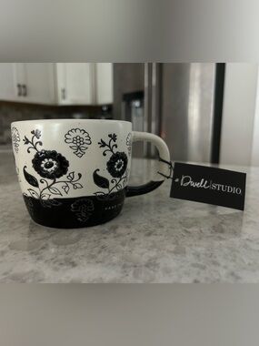 “New” Dwell Studio Black & White Floral Ceramic Mug
